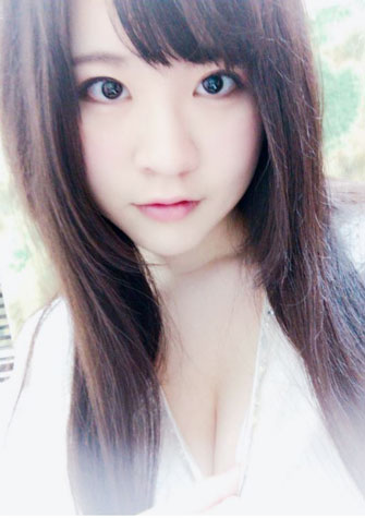黒木マナミ