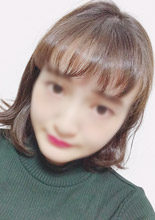優芽ちさと
